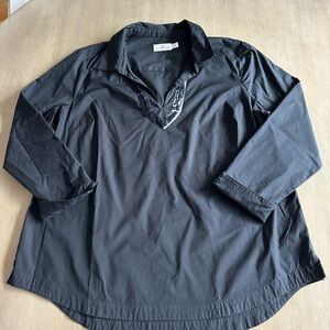 Vineyard Vines XL Charcoal Long Sleeve Shirt with velvet neckline EUC